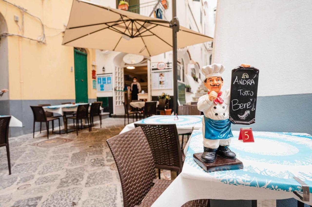 White Amalfi Centro Storico By Italianhost Apartment ภายนอก รูปภาพ
