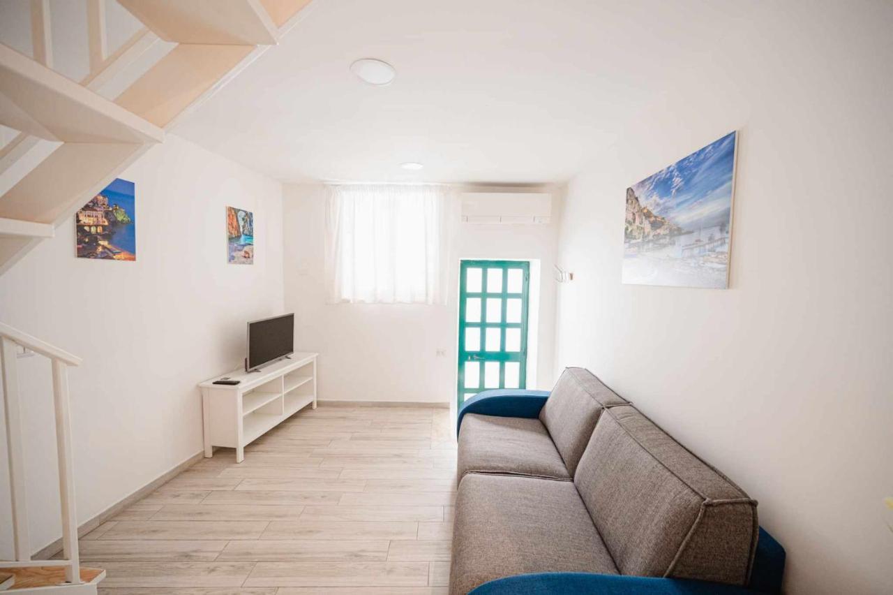 White Amalfi Centro Storico By Italianhost Apartment ภายนอก รูปภาพ