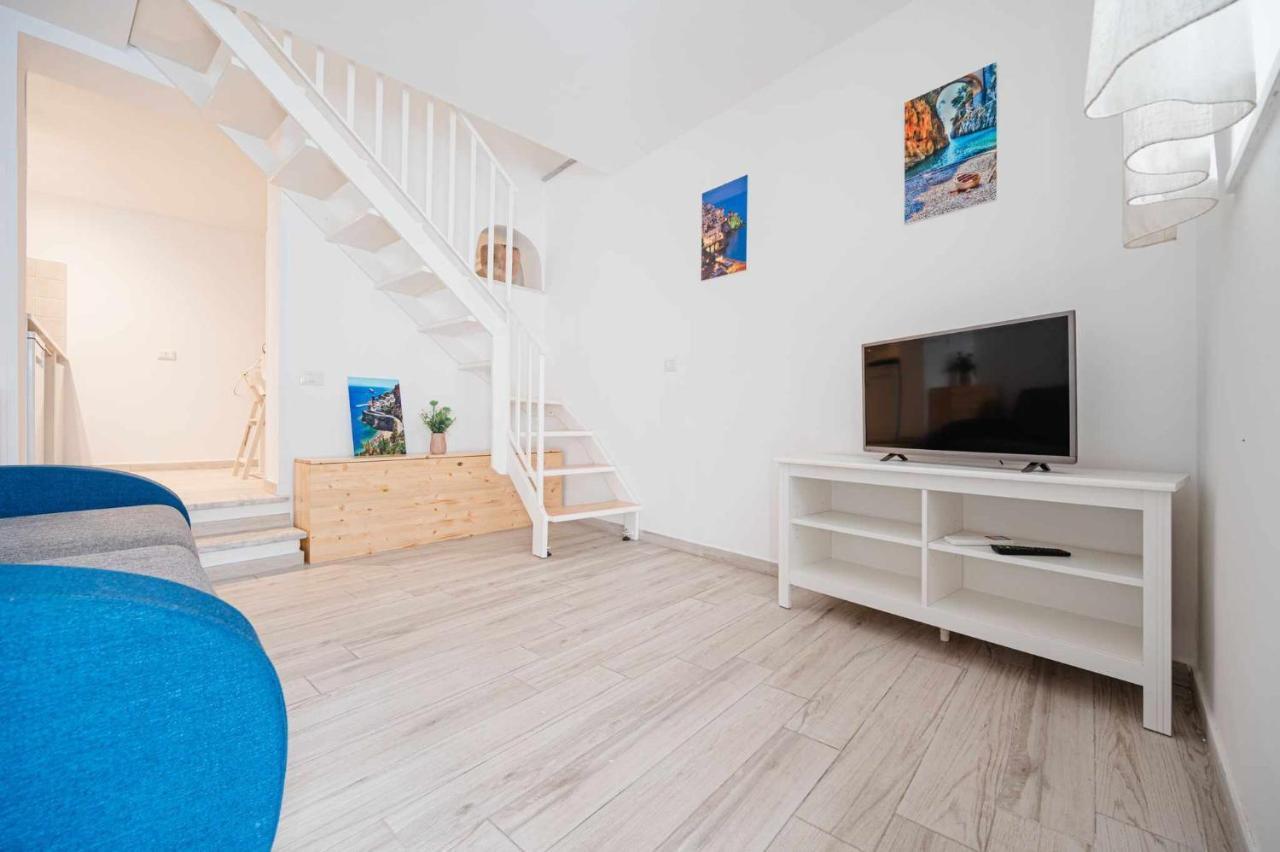 White Amalfi Centro Storico By Italianhost Apartment ภายนอก รูปภาพ